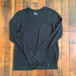 💧 moisture wicking long sleeve athletic shirt gap